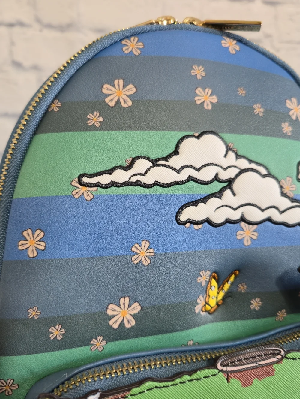 Danielle Nicole Fox and The Hound Embroidered Disney Mini Backpack Bag New - Picture 12 of 16